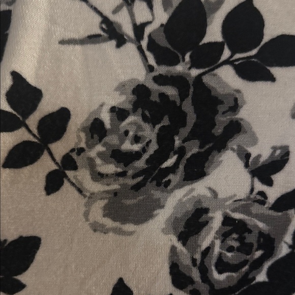 George Monochrome Floral Print Blouse - Picture 2 of 5